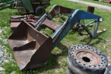 Ford Loader with Bucket