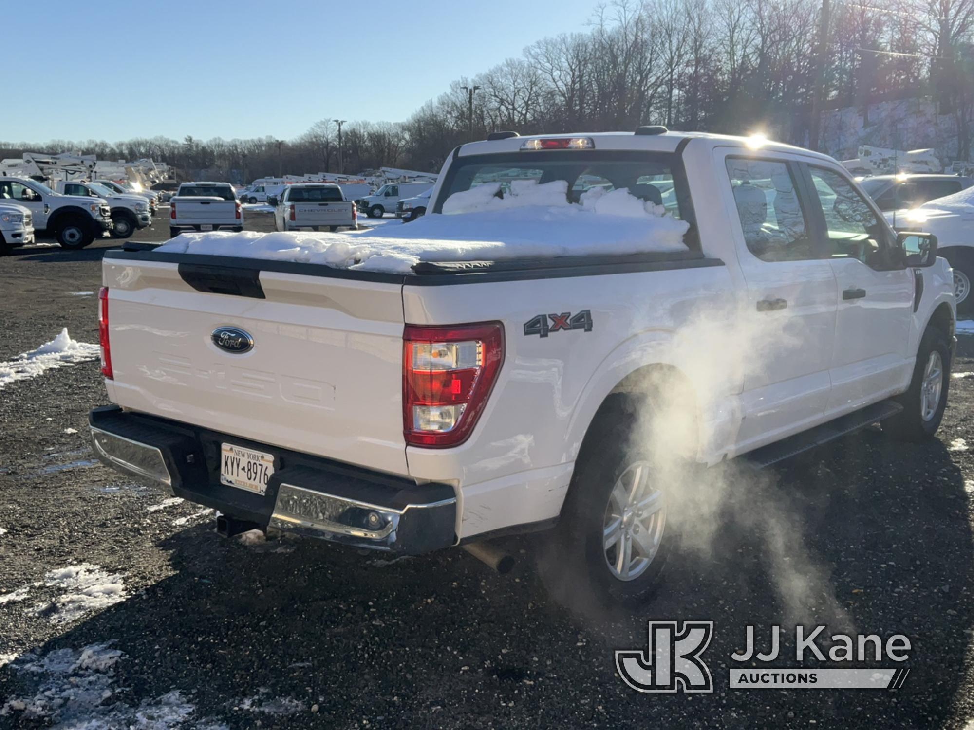 (Kings Park, NY) 2021 Ford F150 4x4 Crew-Cab Pickup Truck Runs & Moves) (Inspection and Removal BY A