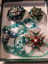 Vintage brooches, necklace
