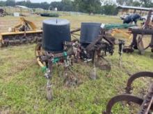 228 - 2 - ROW MASSEY FERGUSON PLANTER