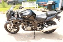 2005 Suzuki SV1000S Motorcycle