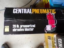 (NIB) 20-Lb. Pressurized Abrasive Blaster, Central Pneumatic