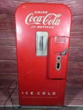 Vendo 39 Coca-Cola Machine