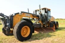 JOHN DEERE 870G GRADER