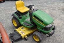 John Deere LA150 Automatic Lawn Tractor