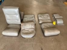 (LOT) BELL 206 SEATS & CUSHIONS