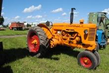 1953 Minneapolis Moline 'U' Tractor, narrow front, fenders, 12-volt system, inside rear axle weights