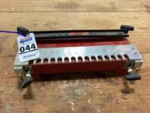 Porter Cable 12" Dovetailing Jig Model 4112