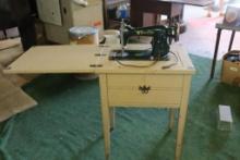 MODERN HOME DELUXE SEWING MACHINE WITH STAND