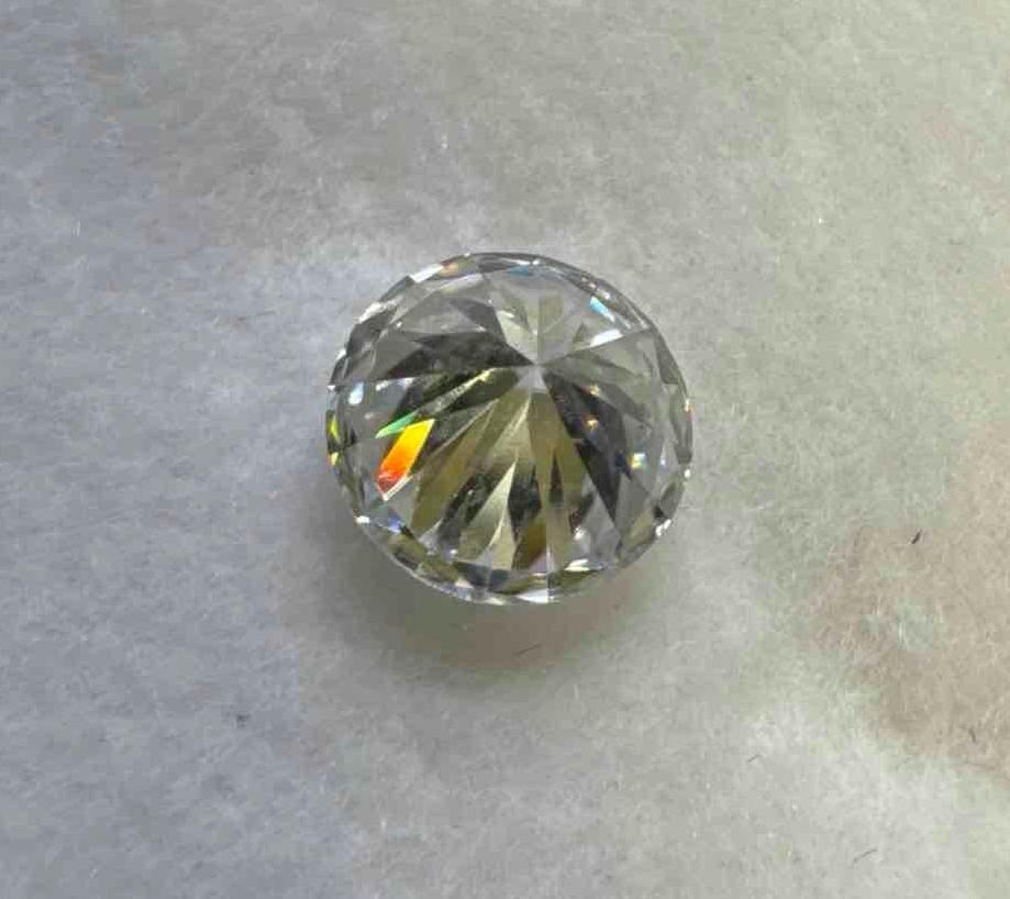 Moissanite diamond gemstone With GRA Certification 0.90ct