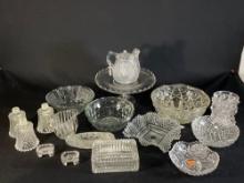 Assortment of clear glass -see photo's-