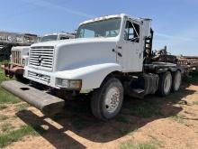 1988 INTERNATIONAL  T/A 8300 6X4 WINCH TRUCK