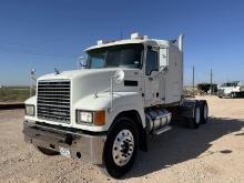 2008 MACK CHU PINNACLE T/A SLEEPER HAUL TRUCK