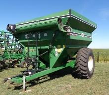 J&M 620 Grain Cart