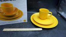 Fiestaware 4-Piece Dinnerware Set (Lemon Yellow - Missing One Bowl)