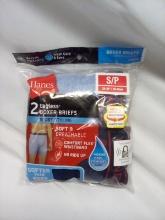 Hanes Tagless Boxer Briefs. Qty 2 Pack. Size: Small.