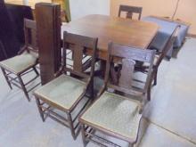 Beautiful Antique Dining Table w/ 6 Matching Chairs & 4 Center Leaves