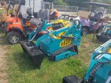 Machpro MPS330 Skid Loader