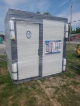 Bastone Mobile Toilet - Full Bath w/ Shower