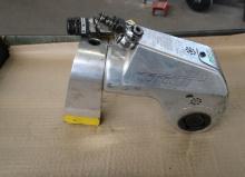 SQUARE DRIVE HYDRAULIC TORQUE WRENCH, TORCUP MDL. TU-11 , 1-1/2", min. torque 1,491, max. torque