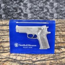 SMITH AND WESSON 4006 PAPERWEIGHT
