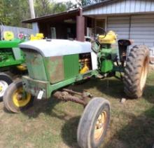 John Deere 2520