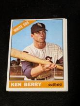 1966 Topps Baseball Card #127 Ken Berry