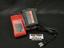 Milwaukee M12/M18 Charger & M18 Lithium Battery Pk