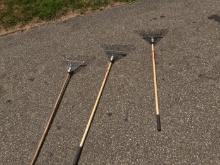 3 Leaf Rakes