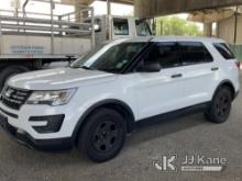 2017 Ford Explorer AWD Police Interceptor 4-Door Sport Utility Vehicle Runs and Moves. Rear Seat Tru
