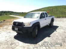(Mount Airy, NC) 2015 Toyota Tacoma 4x4 Extended-Cab Pickup Truck Runs & Moves