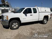 2012 Chevrolet Silverado 2500HD 4x4 Extended-Cab Pickup Truck Not Running & Condition Unknown) (Cran