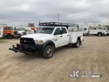 (Waxahachie, TX) 2018 RAM 4500 4x4 Crew-Cab Service Truck Runs & Moves) (Check Engine Light On