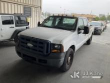 2007 Ford F350 Crew-Cab Pickup Truck Runs & Moves, Paint Damage, Shifter Selector Is Broken, Interio