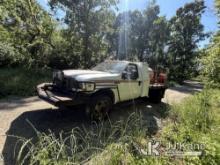 2002 Ford F450 4x4 Spray Truck Not Running, Condition Unknown, Rust & Body Damage, Seller States: Le