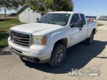 2009 GMC Sierra 2500HD 4x4 Extended-Cab Pickup Truck Runs & Moves, Tailgate Not Attached, Paint Dama