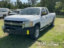 2011 Chevrolet Silverado 2500 4x4 Extended-Cab Pickup Truck Runs & Moves) (Jump To Start, Windshield