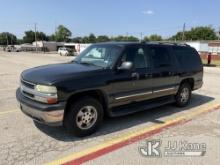 2003 Chevrolet Suburban 4-Door Sport Utility Vehicle Runs & Moves) (Paint Damage, Dashed Cracked, Ge