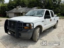 2007 Ford F250 Crew-Cab Pickup Truck Runs & Moves) (Starts With A Jump