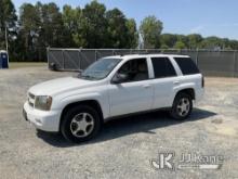 2008 Chevrolet Trailblazer 4x4 4-Door Sport Utility Vehicle Runs & Moves) (Paint Damage