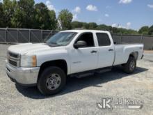 2014 Chevrolet Silverado 2500HD 4x4 Crew-Cab Pickup Truck Runs & Moves) (Paint Damage