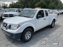 2014 Nissan Frontier Extended-Cab Pickup Truck Runs & Moves) (Check Engine Light On, Body/Paint Dama