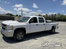 2013 Chevrolet Silverado 2500HD 4x4 Crew-Cab Pickup Truck Runs & Moves) (Body/Paint Damage