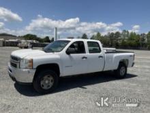 2013 Chevrolet Silverado 2500HD 4x4 Crew-Cab Pickup Truck Runs & Drives) (Body Damage, Paint Damage