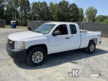 2013 Chevrolet Silverado 1500 4x4 Extended-Cab Pickup Truck Runs & Moves) (Jump To Start, Paint Dama