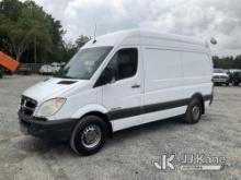 2008 Dodge Sprinter 2500 Cargo Van Runs & Moves) (Check Engine Light, Body/Paint Damage