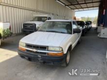 2003 Chevrolet S10 Extended-Cab Pickup Truck Runs & Moves, Air Bag Light On