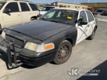 2008 Ford Crown Victoria Police Interceptor 4-Door Sedan Runs & Moves