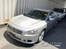 2014 Nissan Maxima 4-Door Sedan Runs & Moves, Passed Smog, Radiator Leaking