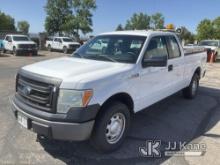 2013 Ford F150 4x4 Crew-Cab Pickup Truck Runs & Moves) (Windshield Is Chipped, No Backseat